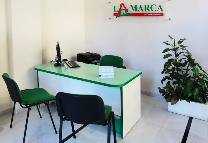 Agenzia Immobiliare La Marca