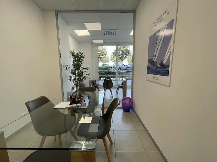 RE/MAX Platinum 6