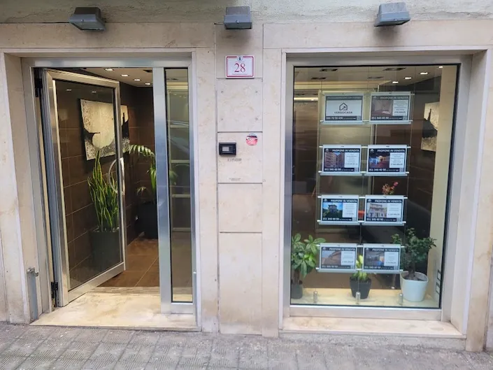 VERSOCASA Servizi e consulenza immobiliare